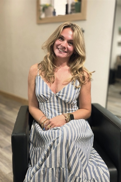 Stylist - Ellie